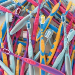 Toothbrushes | Dental Practice Essentials<SmileCare ™ Youth Select Toothbrushes - Bulk - Toothbrushes from SmileMakers